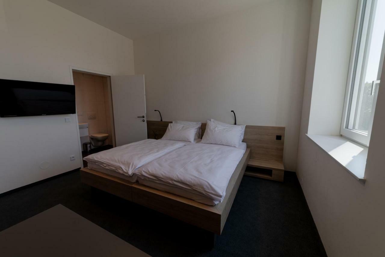 Tt-Rooms - Kontaktlos Mit Self Check-In I Free Parking Graz Kültér fotó